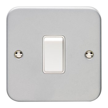 Eurolite Utility Metal Clad 1 Gang 10A Intermediate Switch