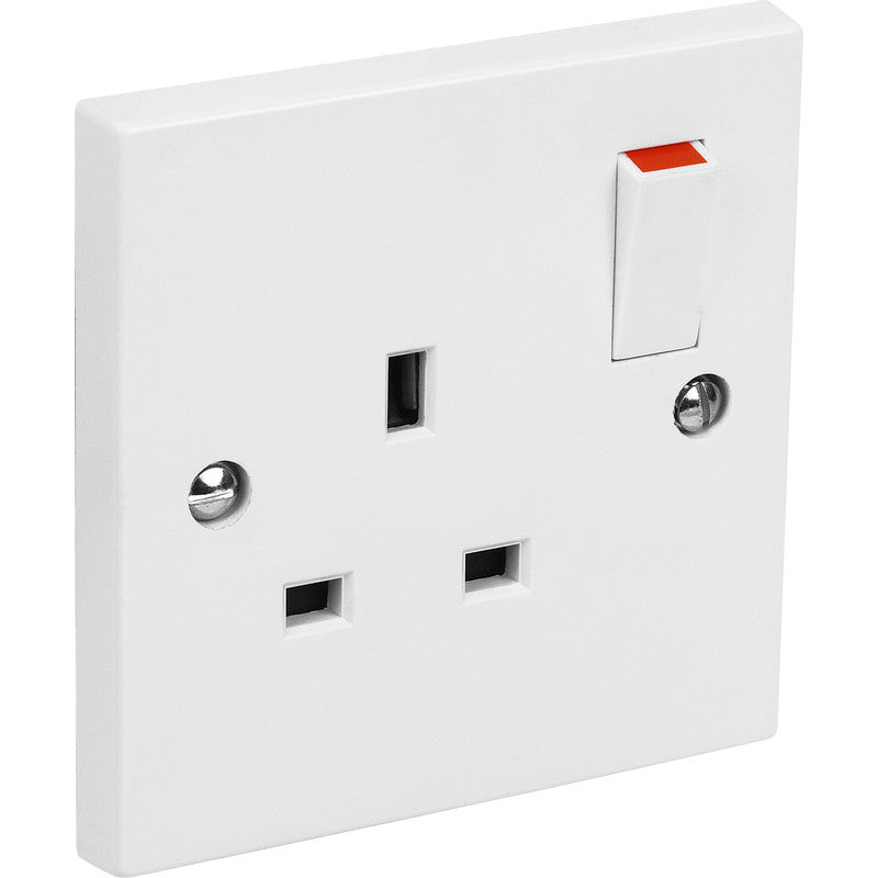 Axiom Switched Socket 1 Gang Single Pole