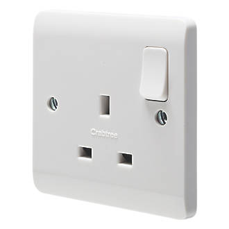 CRABTREE INSTINCT 13A 1-GANG SP SWITCHED SOCKET WHITE